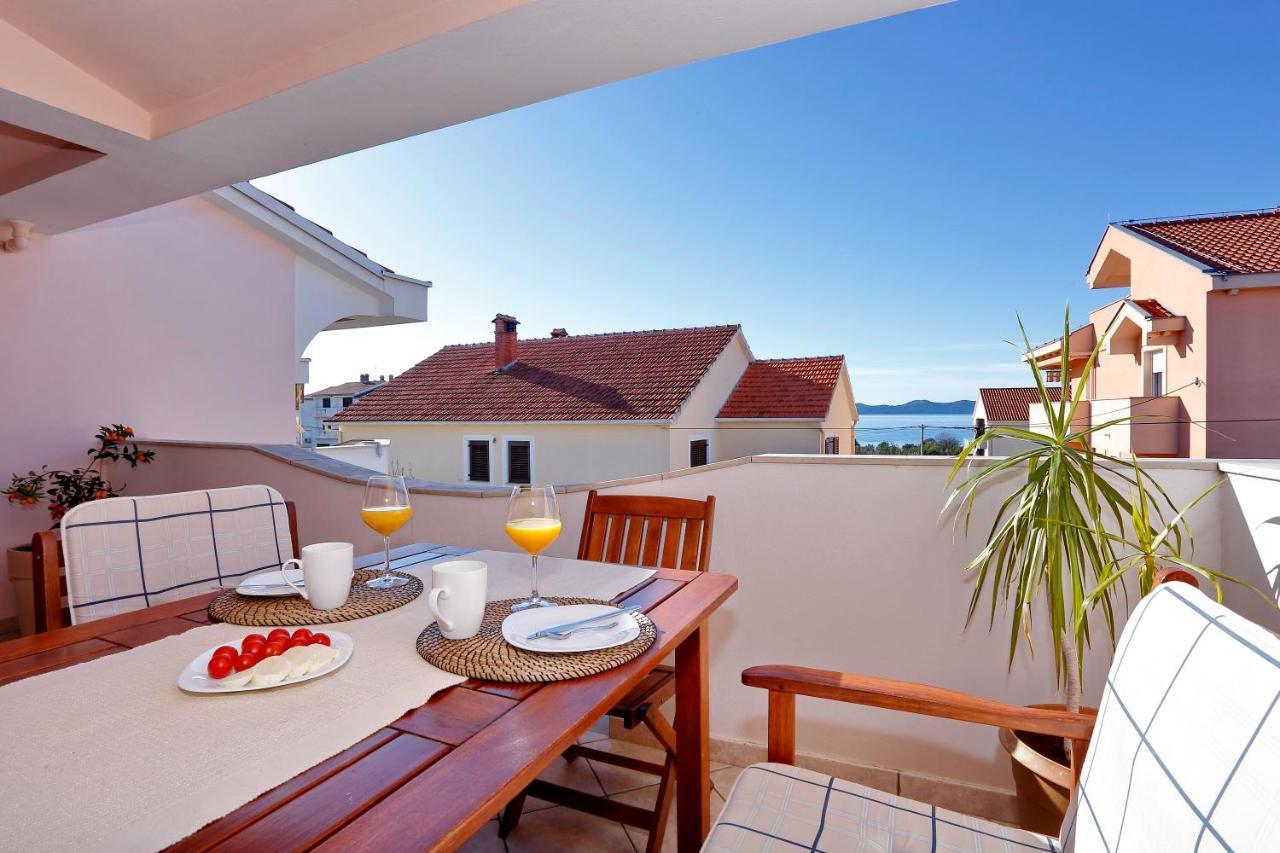 Apartments "Villa Antisin" With Heated Pool Zara Esterno foto