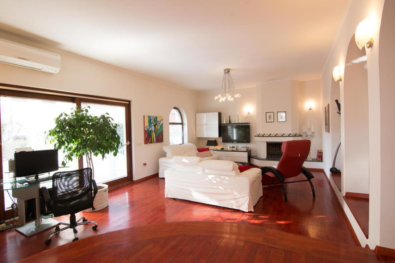 Apartments "Villa Antisin" With Heated Pool Zara Esterno foto