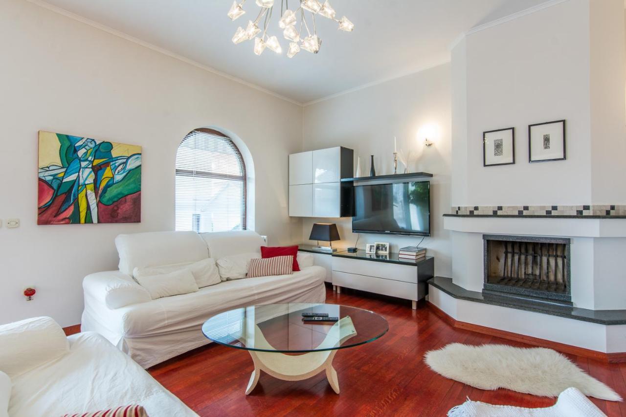 Apartments "Villa Antisin" With Heated Pool Zara Esterno foto